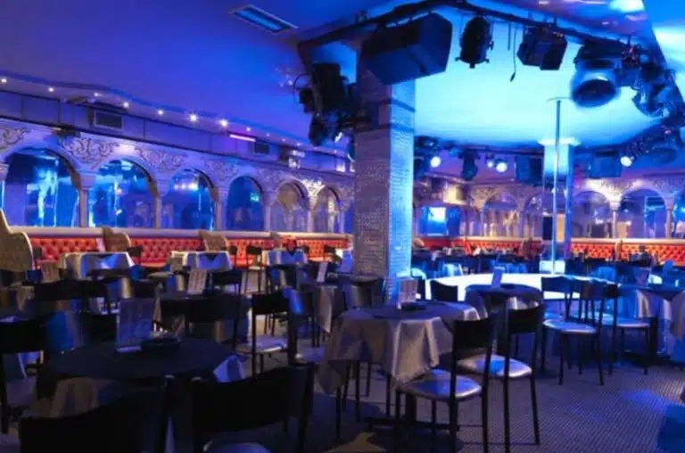 Η νέα κριτική για τις “Mousses strip club” στην Καλλιθέα… - afrodite.club