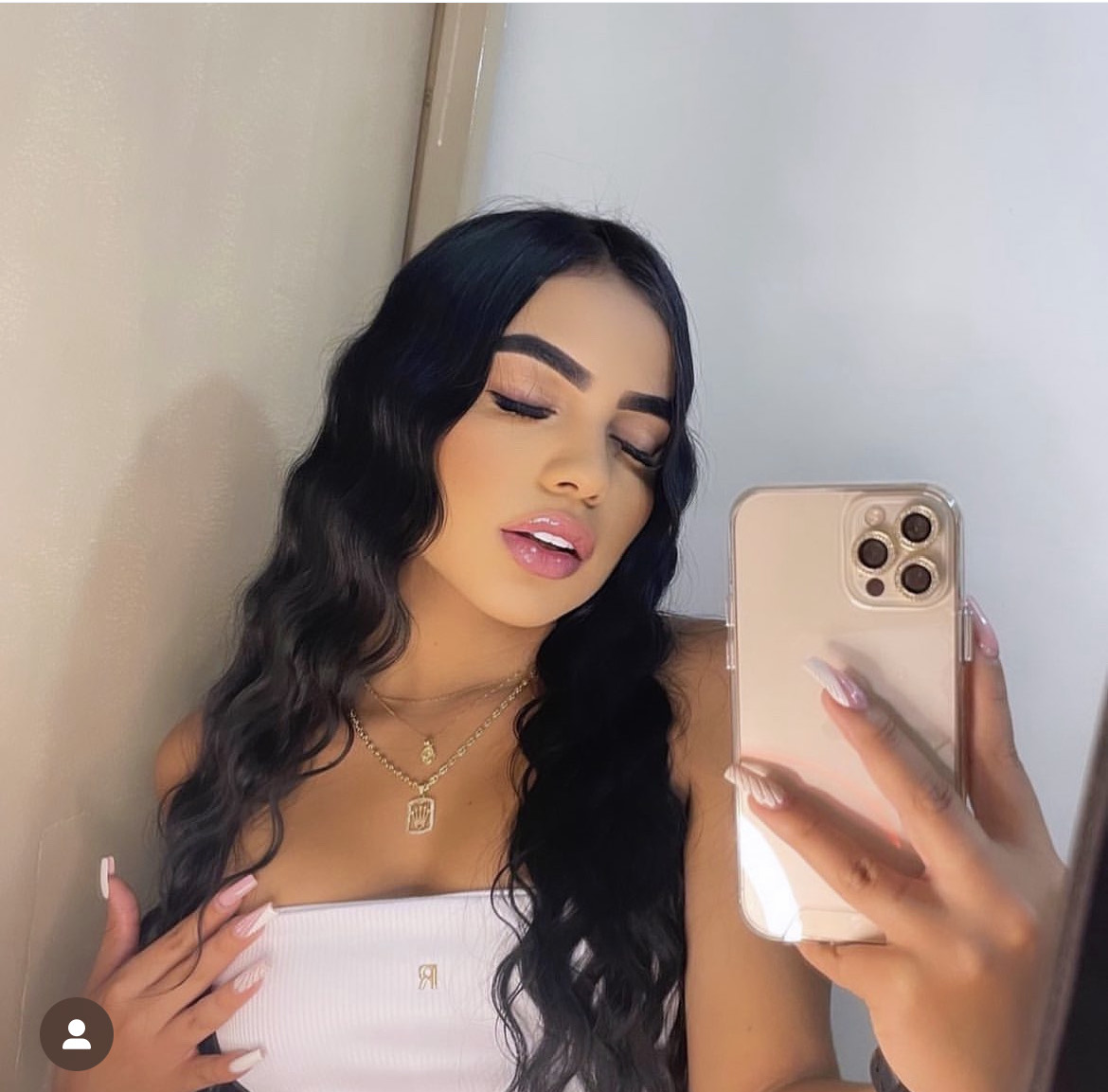 Golden Queens” – Η viral Αλεξάνδρα και οι φωτογραφίες του Instagram… - afrodite.club