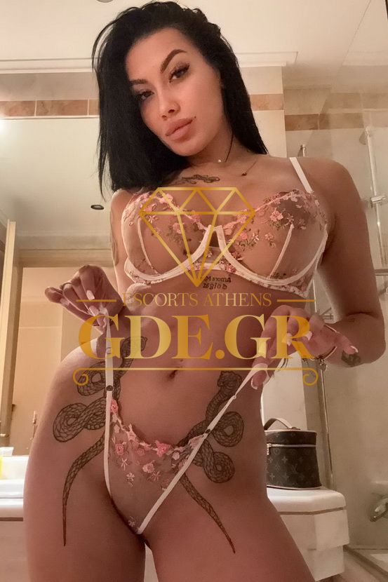 ARYA-STUNNING-BRUNETTE-MOLDOVIAN-GDE-MODEL-IN-ATHENS-7