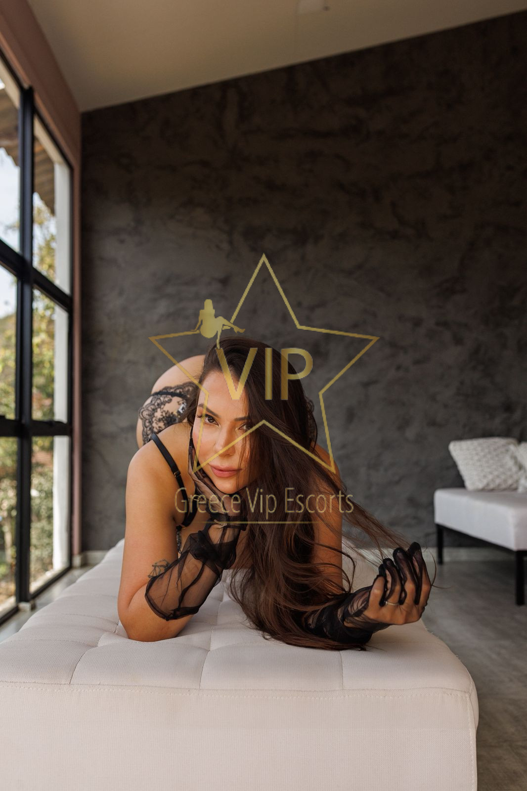 ESCORT-ATHENS-CARLA-SUPER-SEXY-BRUNETTE-GIRL-ATHENS-GREECEESCORTS-9