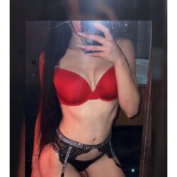 φοιτητριες ..Ελάτε στα μαγικά μας χέρια! !! Escort Θεσσαλονίκη
