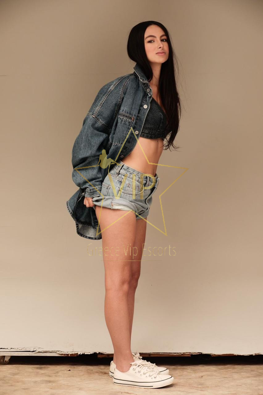 ESCORTS-IN-ATHENS-ESCORT-BIANCA-SEXY-THIN-GIRL-6