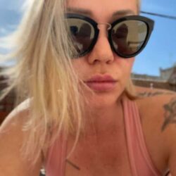 Tzoulia 35 milf 1000009770